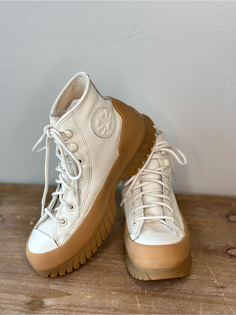 Converse Chuck Taylor Lugged
Winter 2.0 | White | 4M (6W)